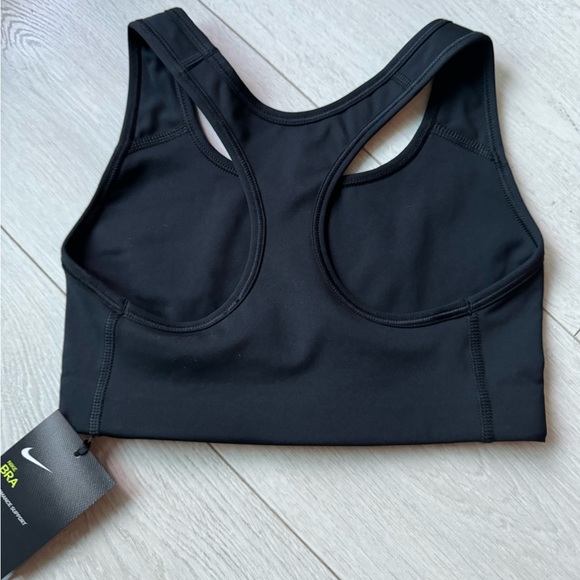 Brand New Nike Sports Bra - Picture 4 of 4